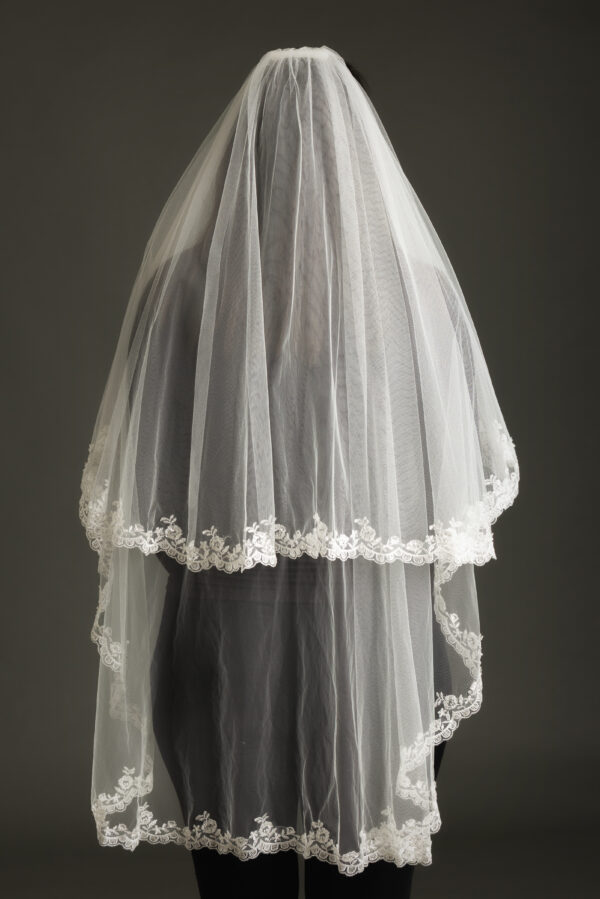 Two-Tier Lace Edge Veil [2073]